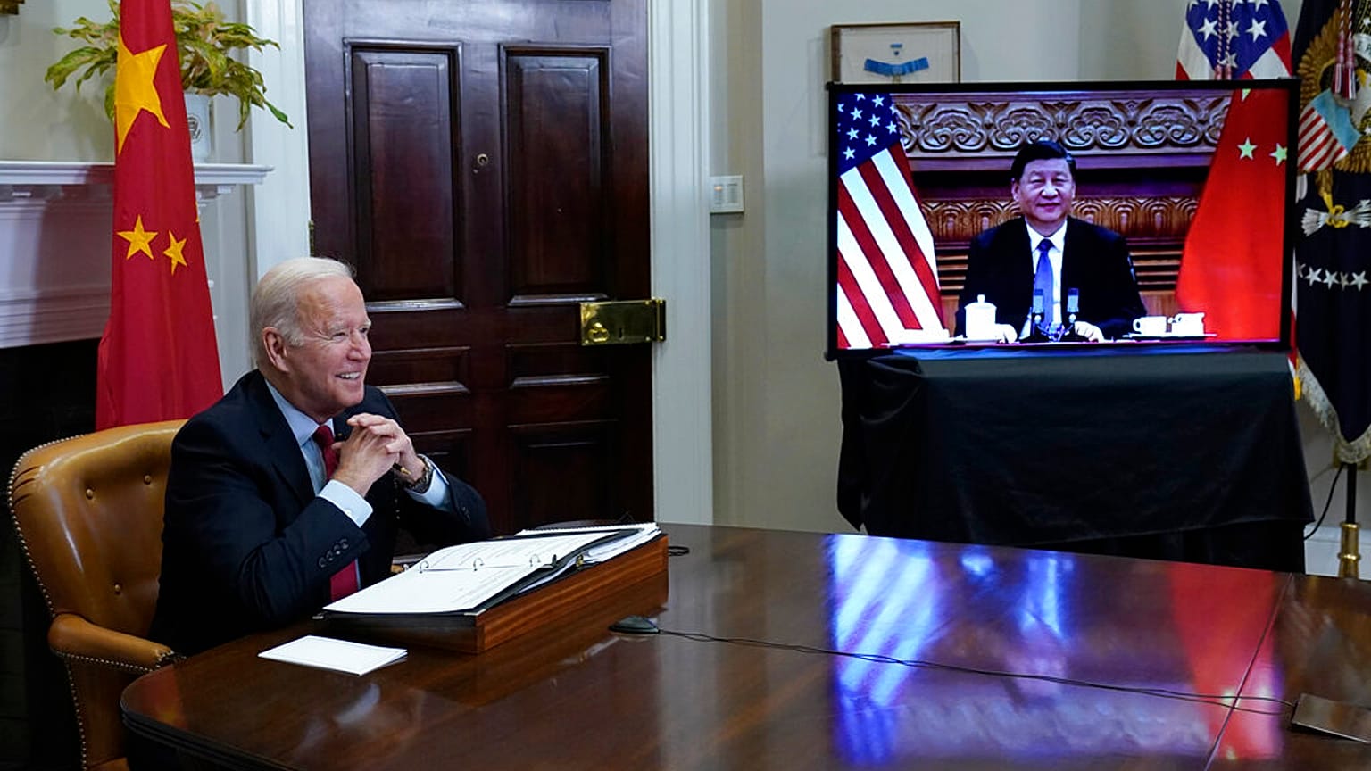 Biden ve Jinping'in video konferans görüşmesi 3,5 saat sürdü