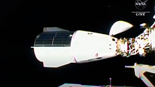 L'amarrage de SpaceX Dragon à la Station spatiale internationale, le jeudi 11 novembre 2021