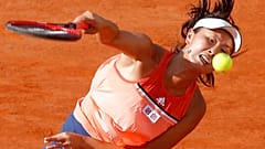 Doppel-Spezialistin Peng Shuai in Aktion