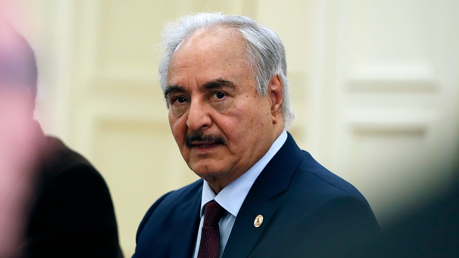 الجنرال الليبي خليفة حفتر يترشح للانتخابات الرئاسية