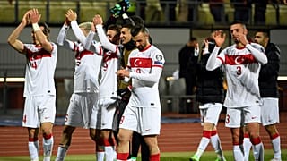 Türkiye play-offlara kaldı