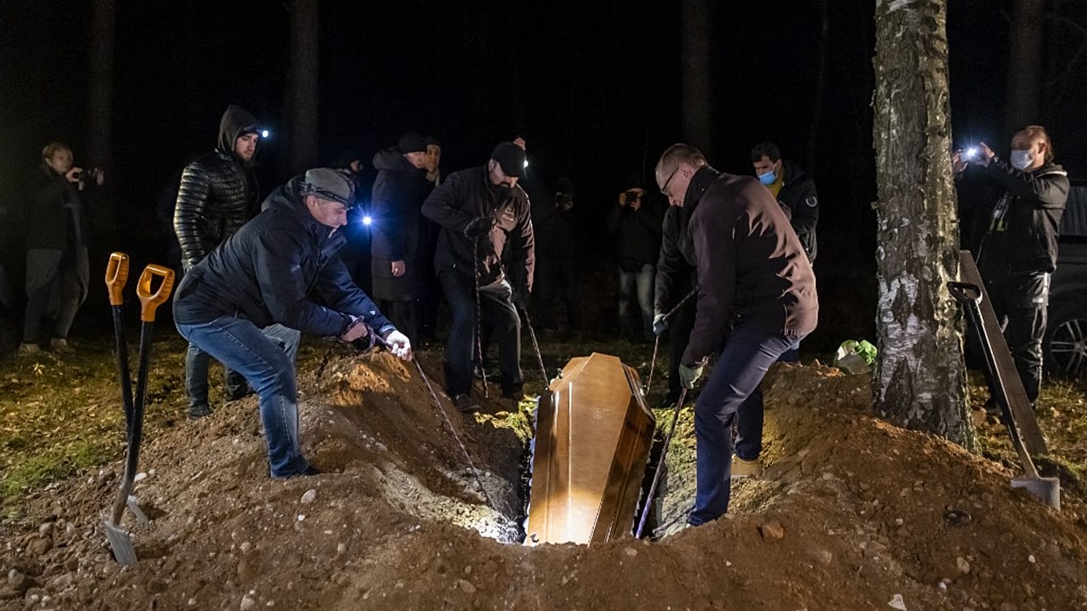 Lengyel muszlimok segítik a Belaruszból érkező menedékkérőket