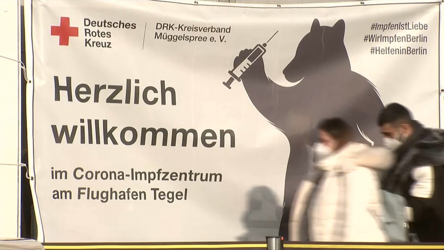 Impfzentrum in Berlin-Tegel
