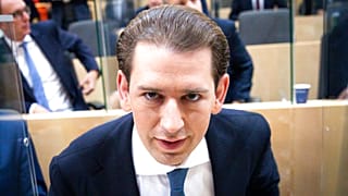 Sebastian Kurz prête serment le 14 octobre 2021 au parlement autrichien, Vienne