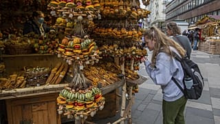 Megnyitotta kapuit a Vörösmarty téri Budapesti Adventi- és Karácsonyi Vásár.