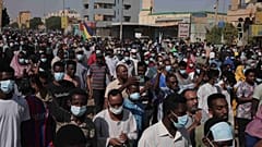تصاویری از تظاهرات سودان؛ ۴۰ نفر در اعتراض به کودتاگران کشته شده‌اند