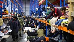 Migranten zwischen Belarus und Polen - Einrichten im Niemandsland