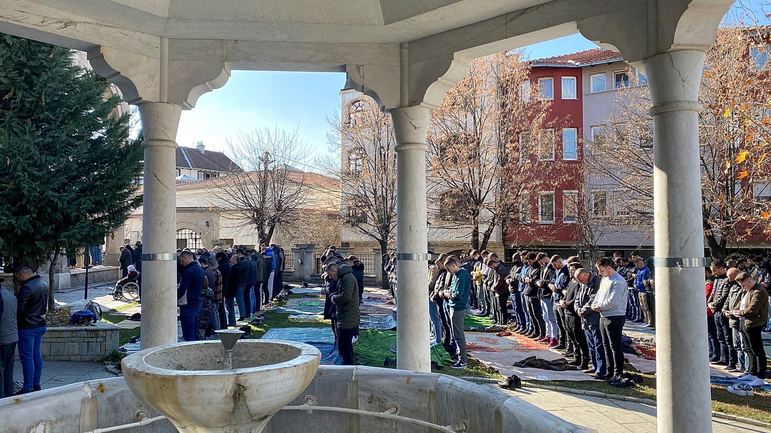 Kosova'daki Fatih Sultan Mehmet Cami 