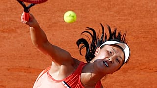 Peng Shuai: China tries to play down disappearance of tennis star