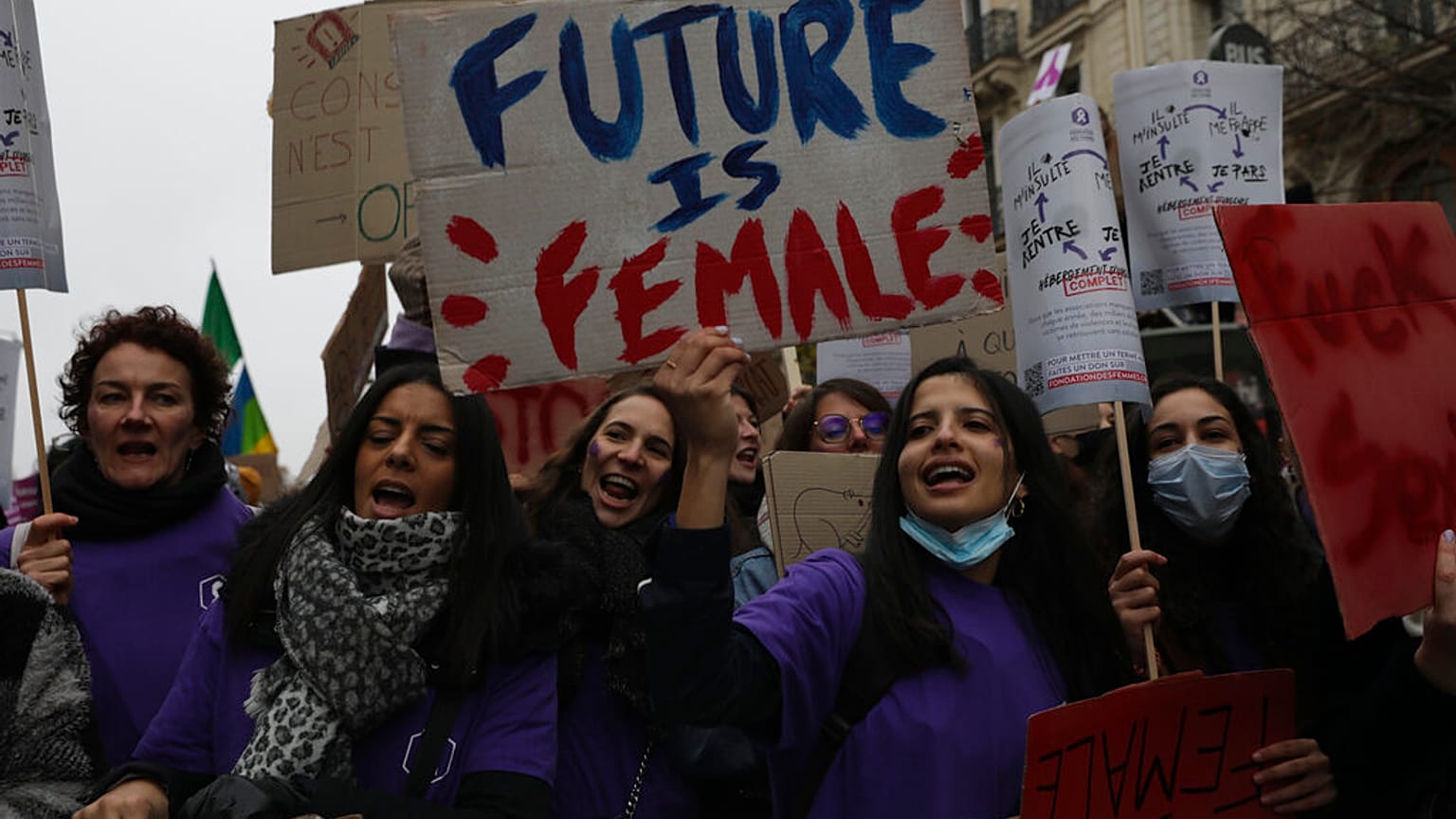 Manifestación en París contra la violencia machista