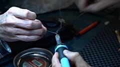 Droit à la réparation : les "repair café" ont le vent en poupe en Europe