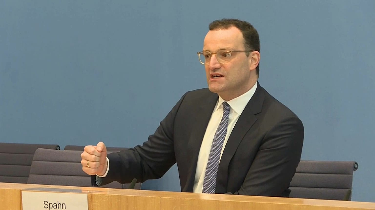 A Moderna vakcináját dicséri a német egészségügyi miniszter