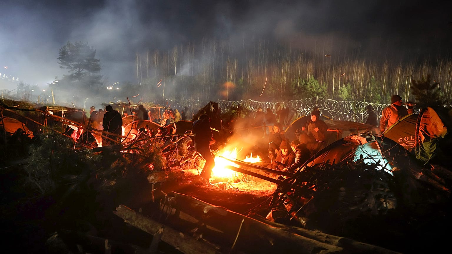 refugees in poland's border 
