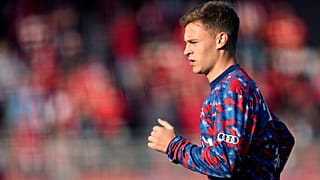 Joshua Kimmich warming up before the Bundesliga match between Union Berlin and Bayern Munich.