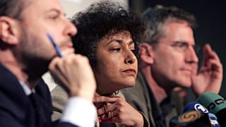 Irene Khan (C), UN Special Rapporteur on the promotion and protection of freedom of opinion and expression.