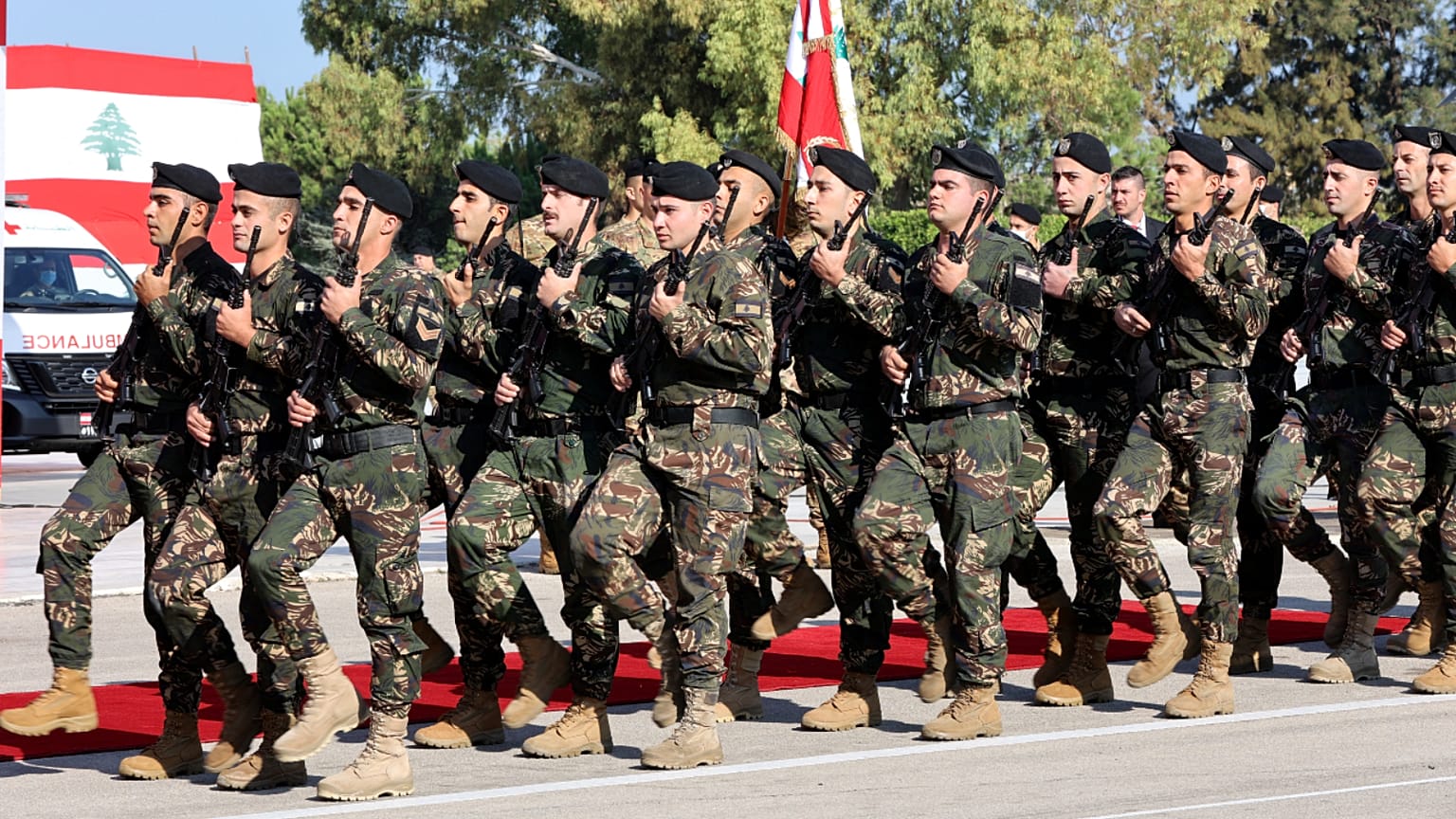 لبنان يحتفل في يوم الاستقلال الـ 78 للبلاد