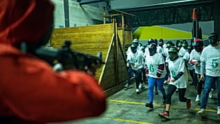 İtalya'da 'Squid Game' etkinliğine katılan yarışmacılar