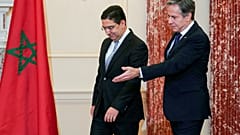   وزير الخارجية الأميركي أنتوني بلينكن برفقة نظيره المغربي ناصر بوريطة