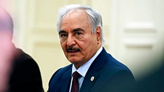 Halifa Haftár, az egyik jelölt