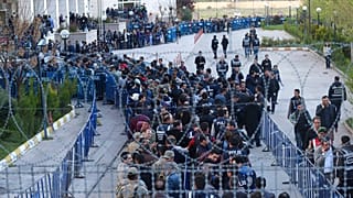 Μαζικές συλλήψεις στην Τουρκία μετά το αποτυχημένο πραξικόπημα 