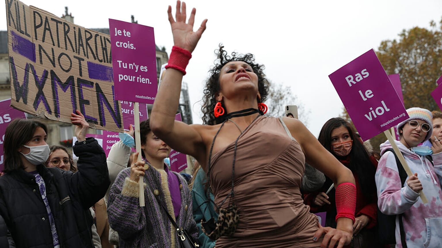 Manifestation contre la violence faite aux femmes à Paris le 20/11/2021