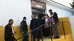 AK Parti Grup Başkanvekili Bülent Turan, 22 Kasım günü Denizgöründü köyüne gelerek, 11 cemevinin yöneticileri ve muhtarlarla görüştü.