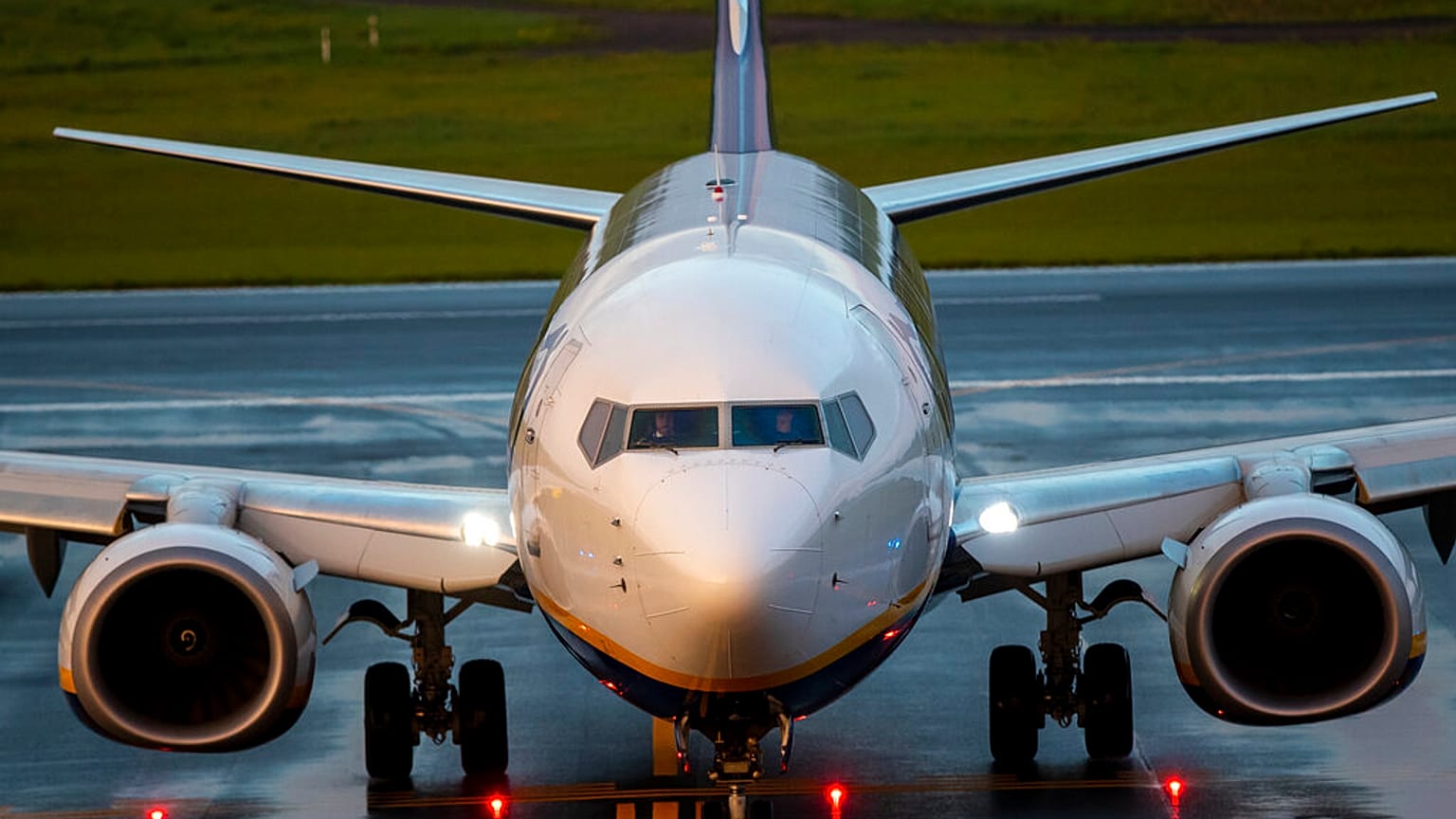 Ryanair renews call for urgent air traffic control reform after 'unacceptable' Athens flight delays