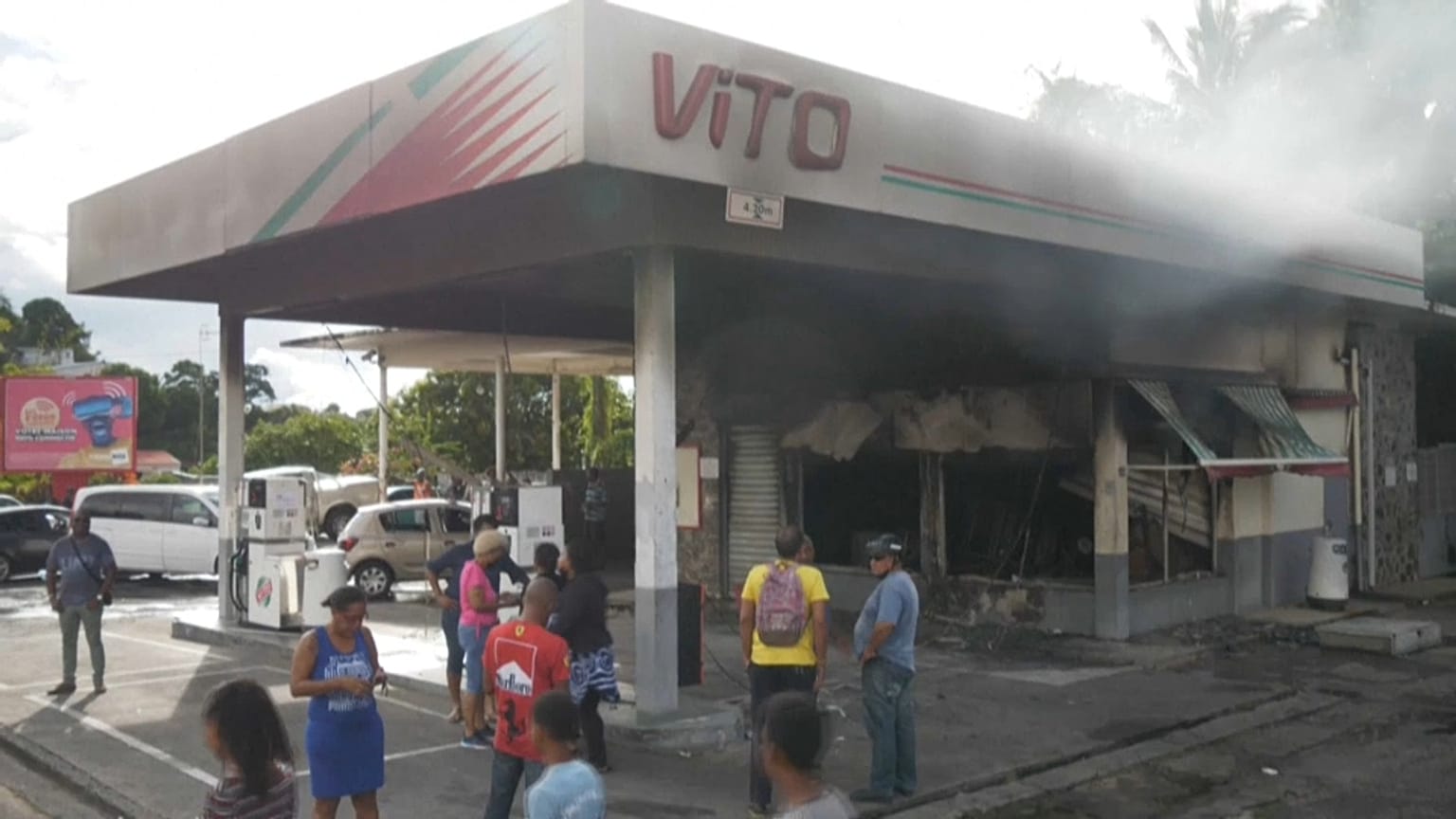 Martinique: oltásellenes tüntetésekből függetlenségi mozgalom