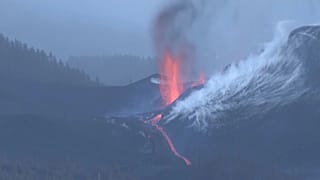 La nueva boca eruptiva se abrió a las 3 de la madrugada de este domingo
