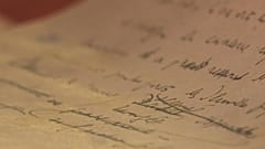 مخطوطات أصلية. 