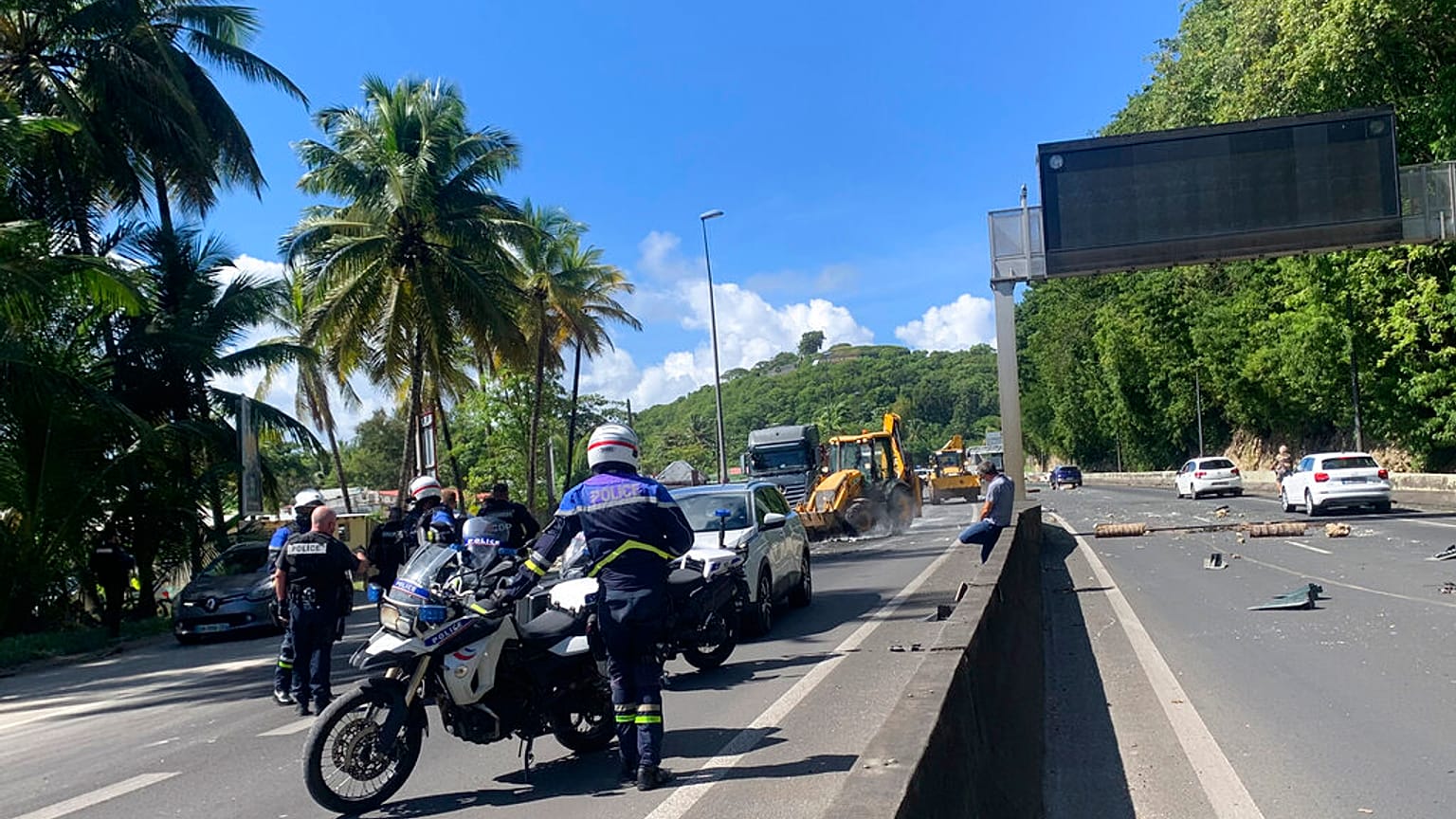 Paris schickt Minister: Mit "Dialog" gegen Impf-Meuterei auf Guadeloupe