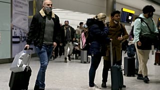Covid-19 varyantına yönelik önlemler artıyor 