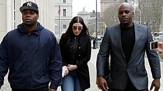 Mulher de "El Chapo" condenada