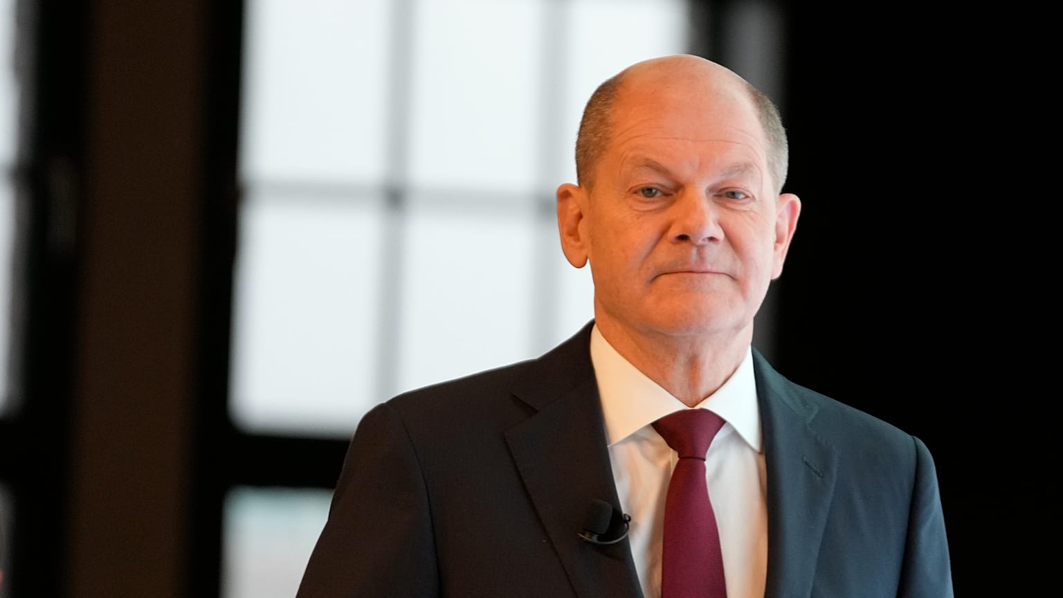 Almanya'da koalisyon hükümetinde başbakanlık görevini üstlenecek Olaf Scholz
