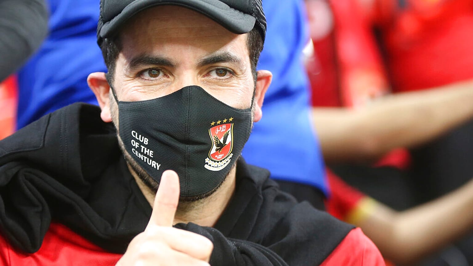 وصول أسطورة الكرة المصرية والأهلي محمد أبو تريكة لحضور مباراة نصف نهائي كأس العالم للأندية لكرة القدم بين بايرن ميونخ والأهلي على ملعب الريان، قطر، 8 فبراير 2021