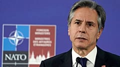 آنتونی بلینکن در نشست وزاری خارجه ناتو 