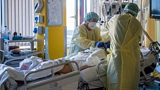 Arbeit auf einer Intensivstation: Das Personal ist überlastet