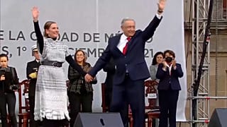 AMLO en la Plaza del Zócalo frente a más de cien, mil seguidores