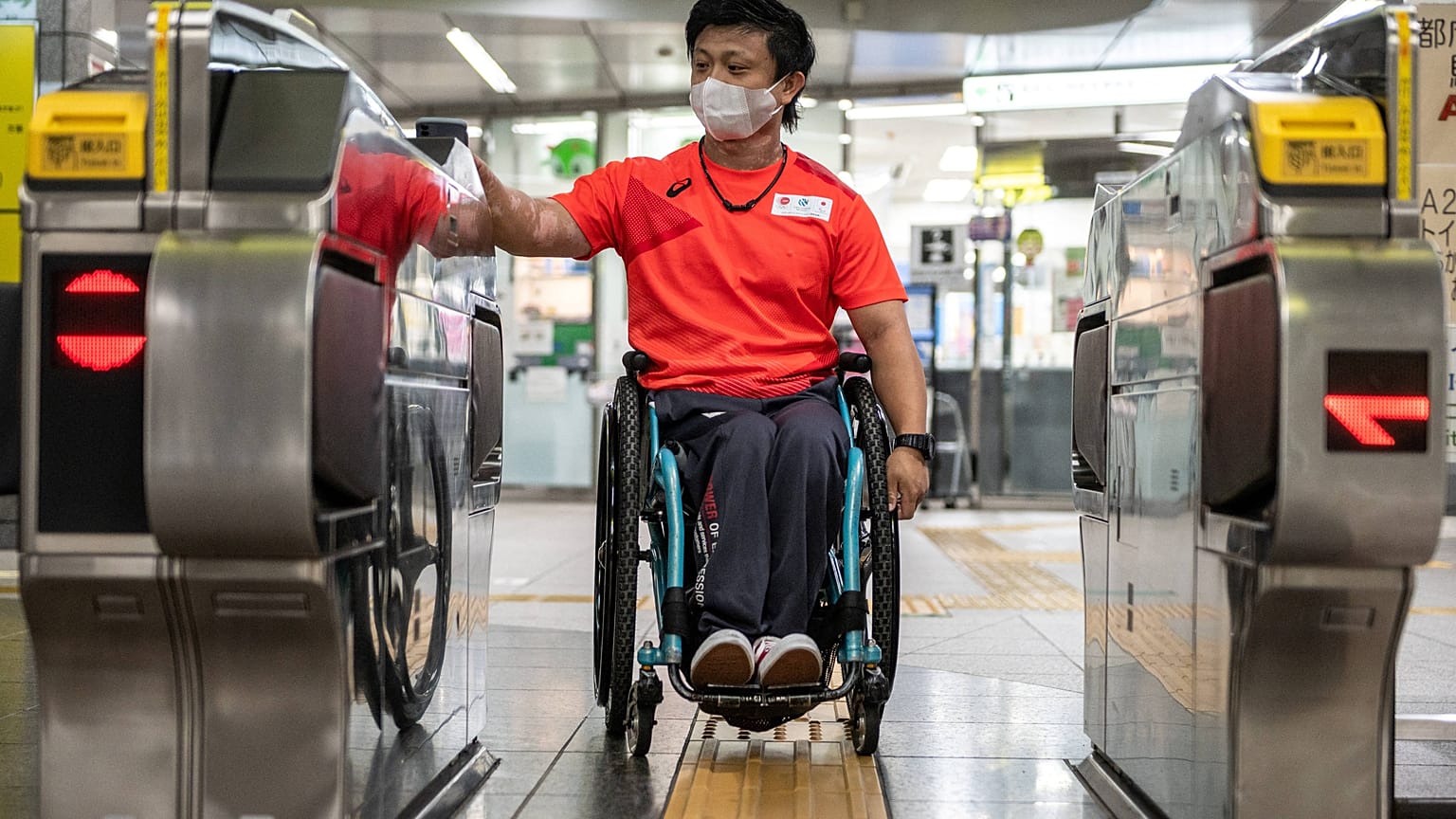 Japanese rail company JR West is trialling an automated ramp that it hopes will help wheelchair users board trains more independently