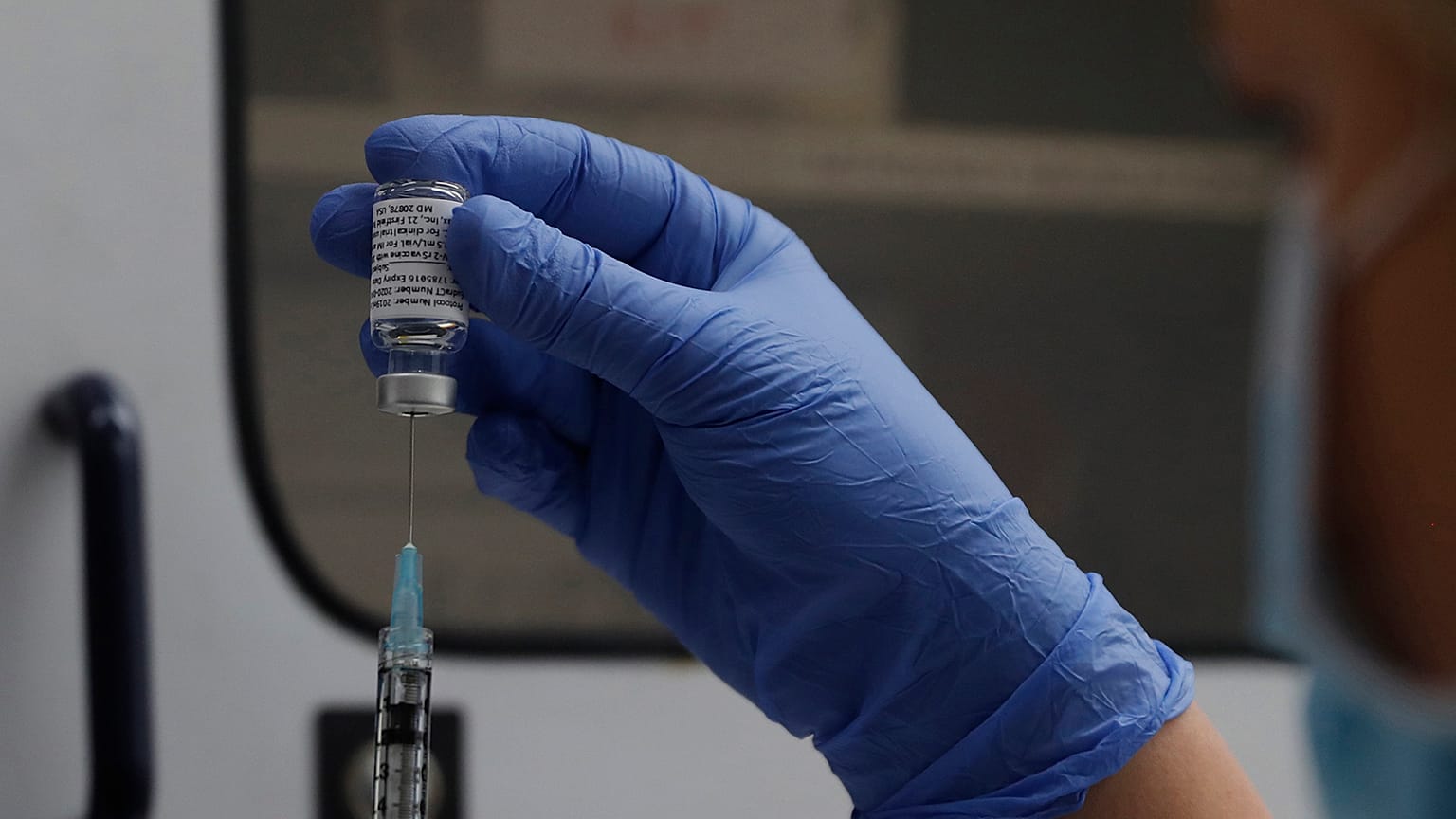 ABD menşeli biyoteknoloji firması Novavax'ın Covid-19'a karşı geliştirdiği aşı