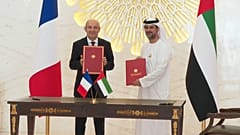 اتفاقية بين الإمارات وفرنسا لبيع 80 مقاتلة رافال  بقيمة 4.7 مليار دولار 