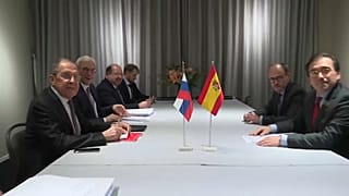 Imagen de la reunión entre José Manuel Albares y Serguéi Lavrov en Suecia