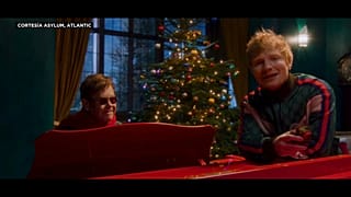 Foto del video de la canción navideña 'Merry Christmas' del dúo Elton John, Ed Sheeran