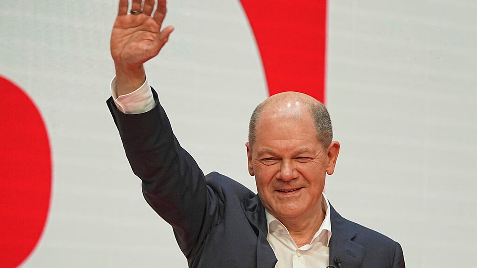 Olaf Scholz, SPD Chancellor-designate waves at the SPD party conference at Willy Brandt House in Berlin, Germany, Saturday, Dec.4, 2021