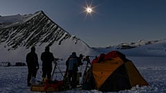 Cientistas chilenos e norte-americanos observam eclipse no Gaciar União