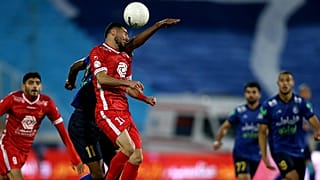 تساوی دو تیم پرسپولیس و استقلال در دربی ۹۷