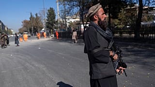 Eski ordu mensuplarından bazılarının öldürüldüğünü kabul eden Taliban bunun kişisel rekabet ve düşmanlıklardan kaynaklandığını savundu