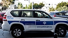 Der mutmaßliche Täter brachte die Polizei auf die Spur und zeigte ihnen den Ort, an dem die Leichen vergraben waren. (Die Aufnahme zeigt einen Polizeiwagen im August 2019)