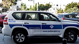 Der mutmaßliche Täter brachte die Polizei auf die Spur und zeigte ihnen den Ort, an dem die Leichen vergraben waren. (Die Aufnahme zeigt einen Polizeiwagen im August 2019)