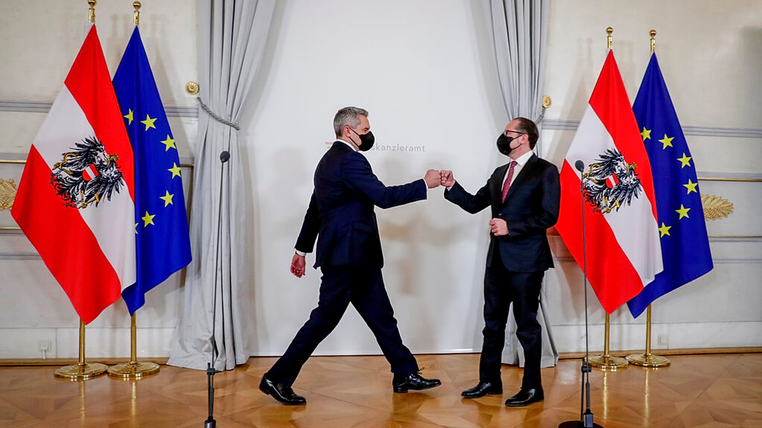 Ο Καρλ Νεχάμερ ορκίζεται νέος Καγκελάριος της Αυστρίας